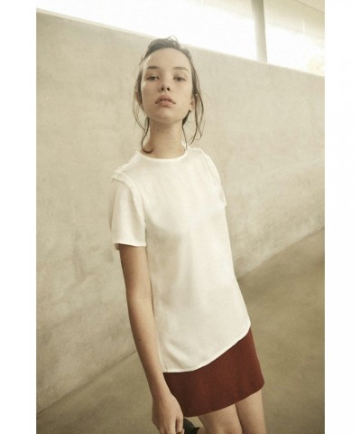 Annie Hamilton CLASSIC TEE // IVORY SATIN - size 6 $27.29 Shirts